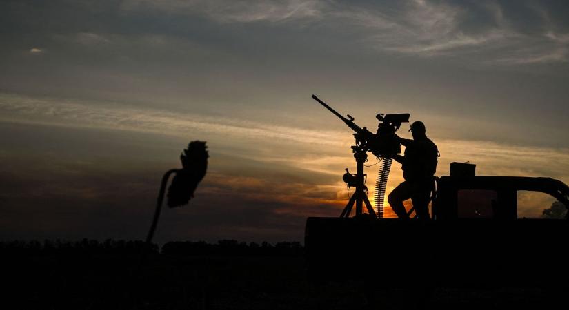 Retteghetnek a románok - kivonulnak az amerikai katonák