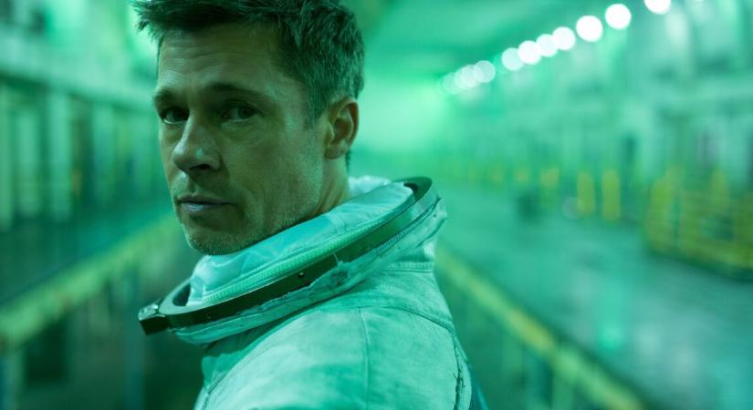 Brad Pitt vontatott és lassú sci-fije, amiben sokkal több volt