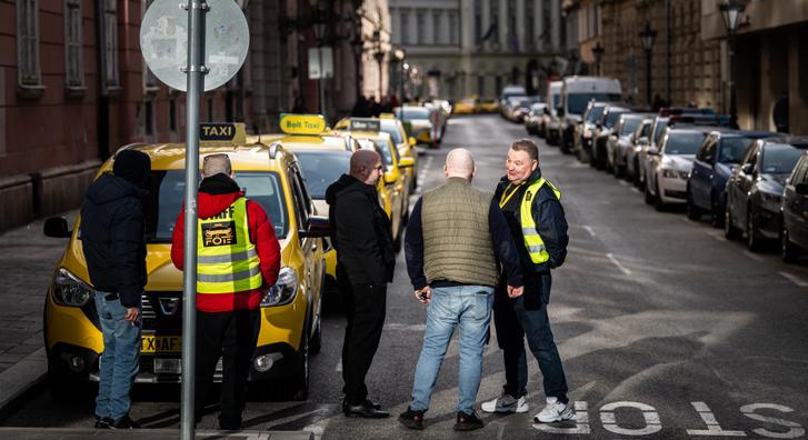 Taxisok az Indexnek: felmegyünk az ülésterembe, szeretnénk felszólalni