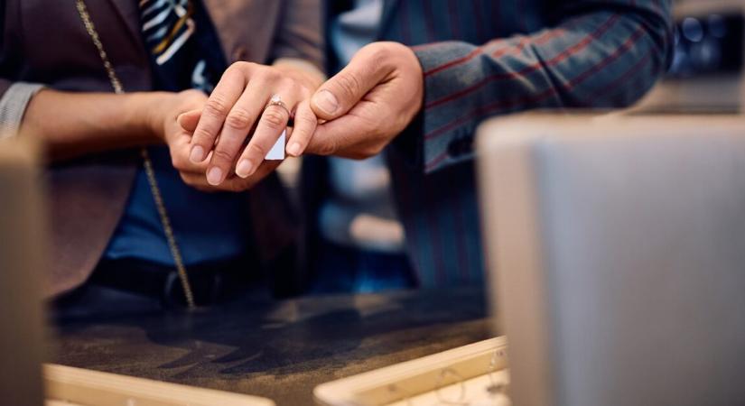 Egy végtelenül kínos nyilvános leánykérés, aminek nem lett jó vége