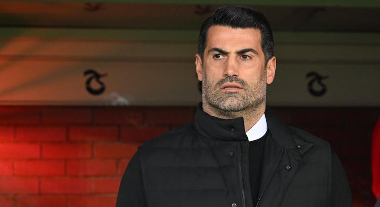 Korábban Európa-bajnokságon bronzérmes labdarúgó lett a magyar futballista edzője