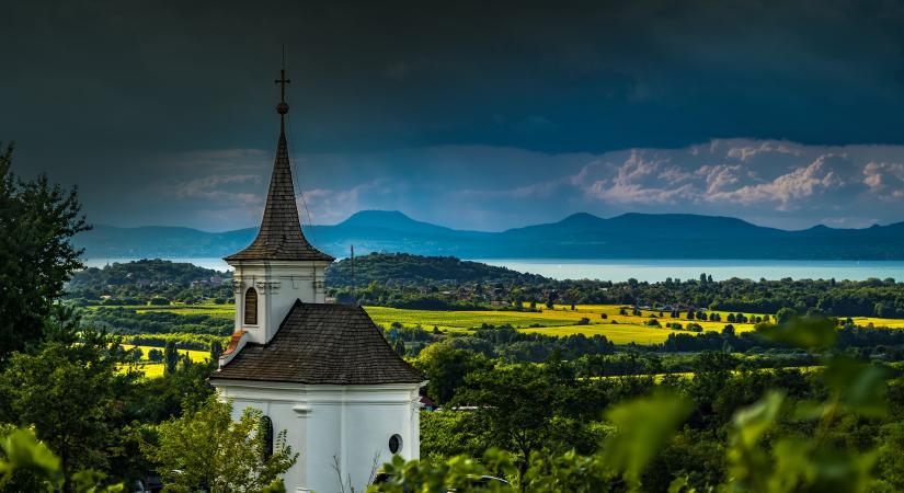 Őszi varázslat Balatonlellén november 2-ig
