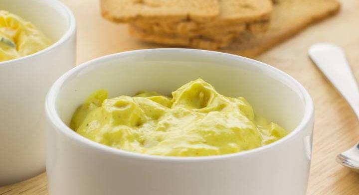 Pikáns, currys tojáskrém: tökéletes szendvicsbe is