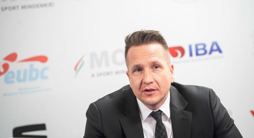 Blikk: A Vasas ökölvívó-szakosztályának vezetője és családja utazott a Kenyában lezuhant gépen