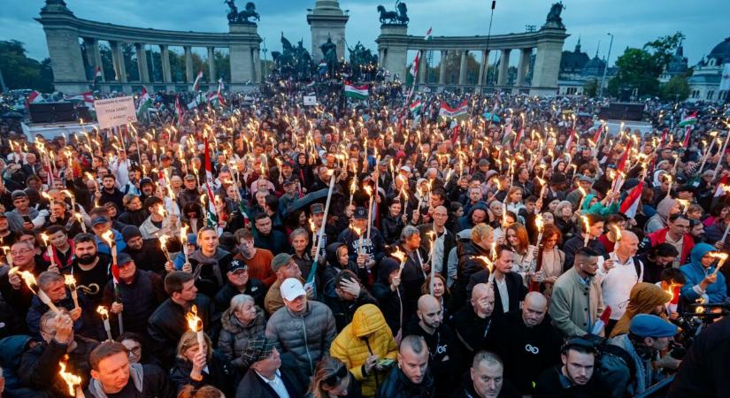 Kínos! Újabb bizonyíték került elő arról, hogy a Békementen sokkal kevesebben voltak, mint a tiszás meneten