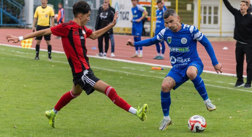 Hazai rangadót játszik a Bányász, Győrben vizitál a Komárom VSE