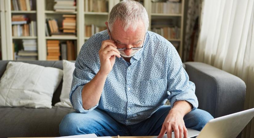 Fontos változás a nyugdíjaknál novemberben - nem mindenkire vonatkozik az emelés