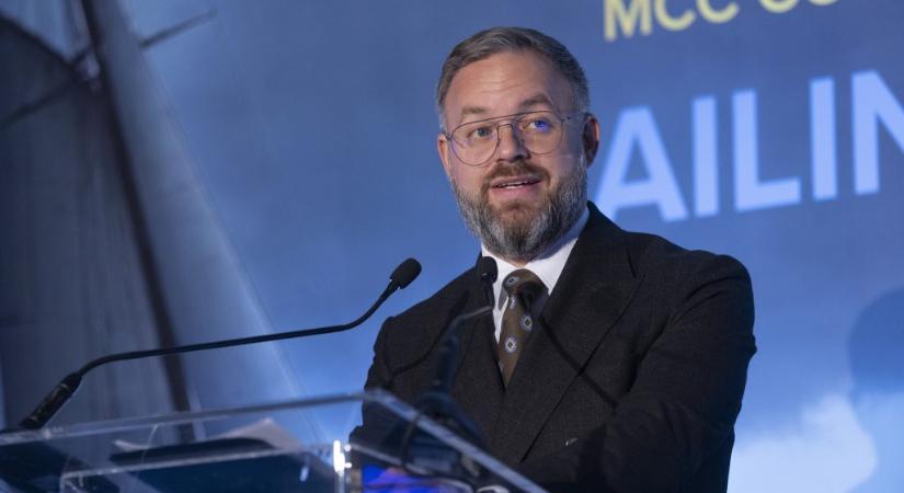 Magyar Péter feljelenti Orbán Balázst