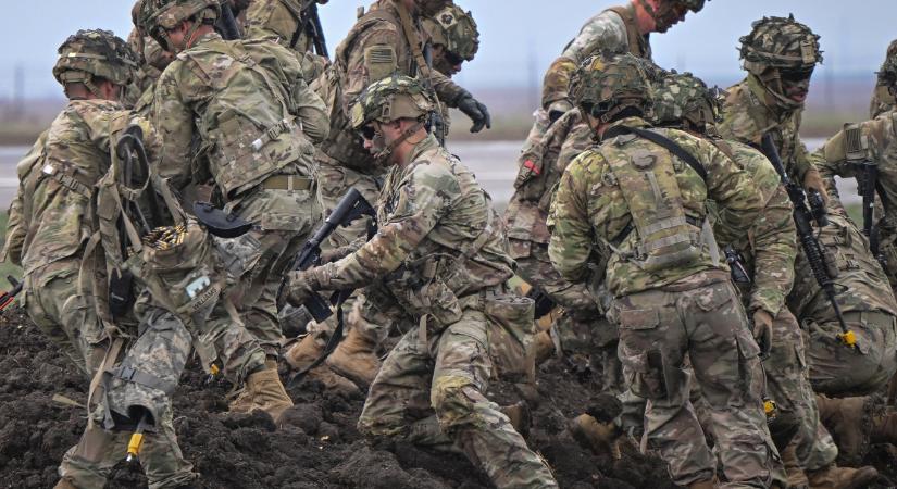 Nyolcszáz amerikai katonát vonnak ki Romániából