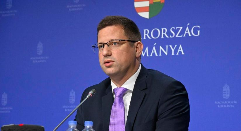 Gulyás Gergely bejelent valamit? Szokatlanul időpontban tartják a Kormányinfót