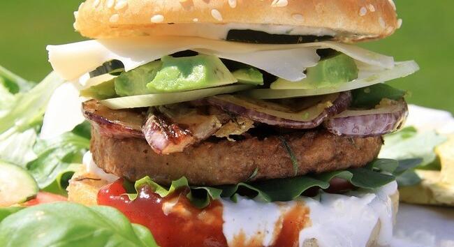 Bizonyos ételek csak még több evésre késztetnek