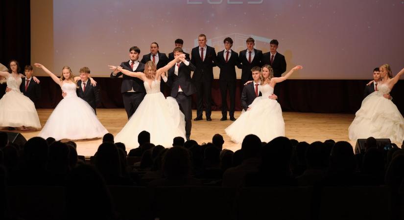 Győri SZC Hild József Építőipari Technikum: csodás fotókat hoztunk a szalagavatóról - Képgaléria