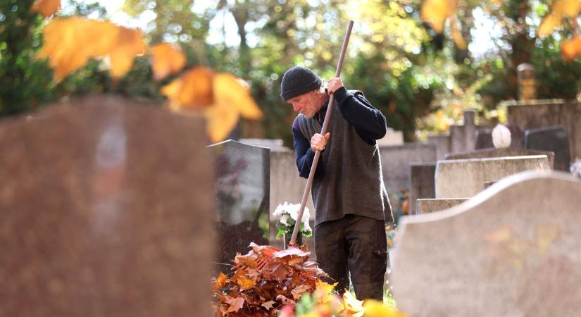 Csend, rend, méltóság – Temetői etikett Mindenszentek és Halottak napja idején Kaposváron