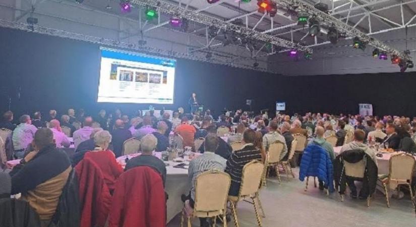 Intelligens gabonatárolás – Terményszárítás gázkiváltással – KAP 2025 Pályázatok - ezekkel a témákkal hívja Kecskemétre az agráriumot a HETECH Group