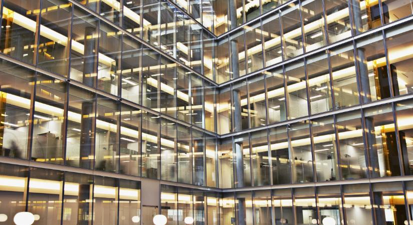 Plusz másfél milliárd a munkakörülmények fejlesztésére