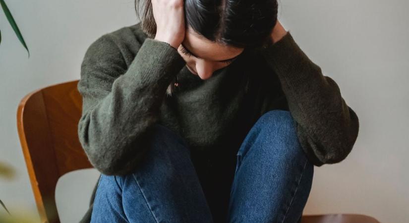 Sokkoló adat: több 100 ezer ChatGPT-felhasználó mutathat mentális válságra utaló jeleket