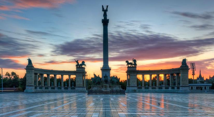 Óriási hibát találtak a Hősök terén, az űrből szúrták ki a hatalmas építkezési bakit