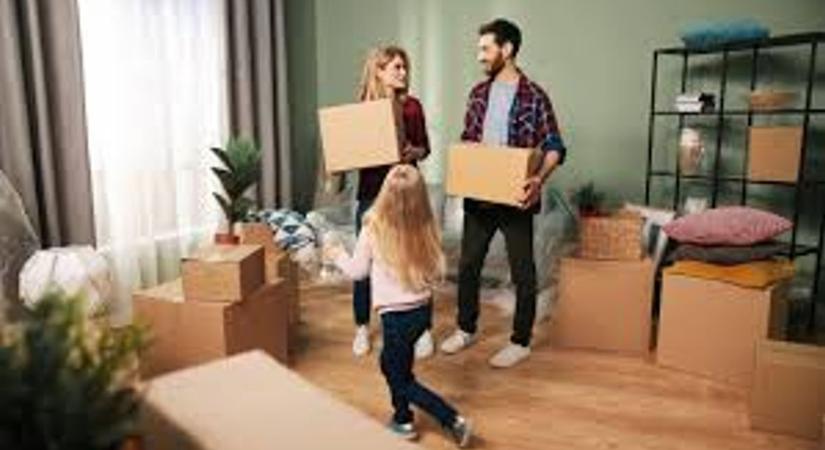 Út otthontámogatási program a közszolgálatban dolgozóknak!