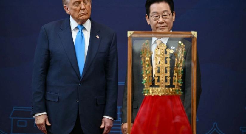 Mi jöhet még? Aranykoronát kapott Trump