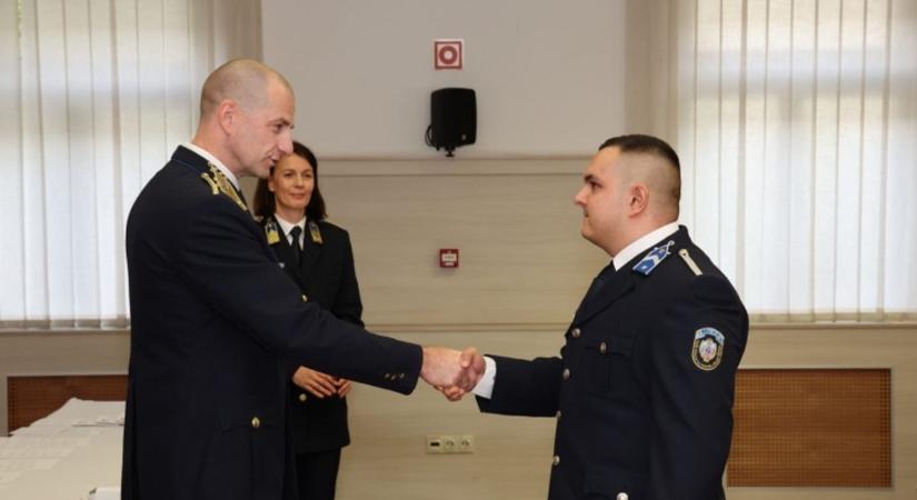 Kannabisz termesztő a rács mögött – jutalmat kapott a fiatal rendőr!