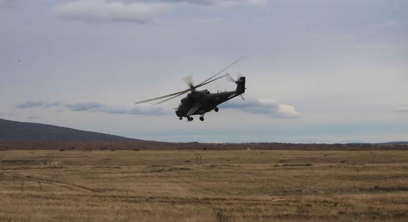 Könnyes búcsú egy legendától, az orosz harci csodától: itt van a Mi–24 utolsó éleslövészete (GALÉRIA)