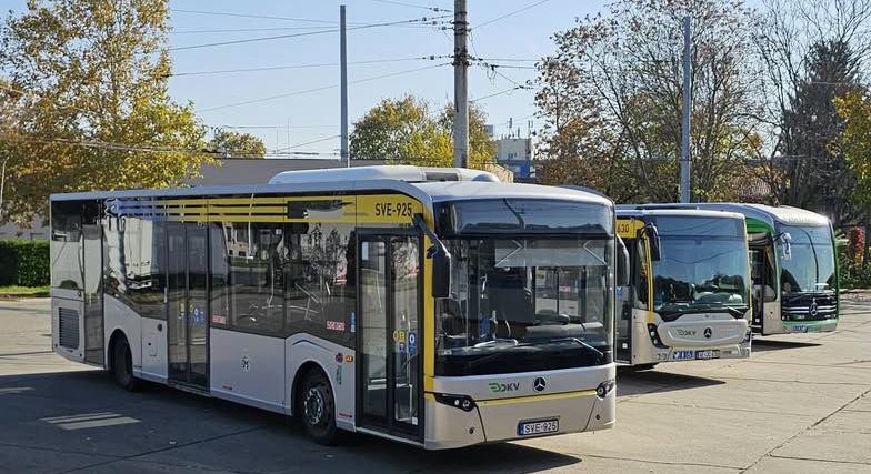 Lezárnak egy debreceni buszmegállót