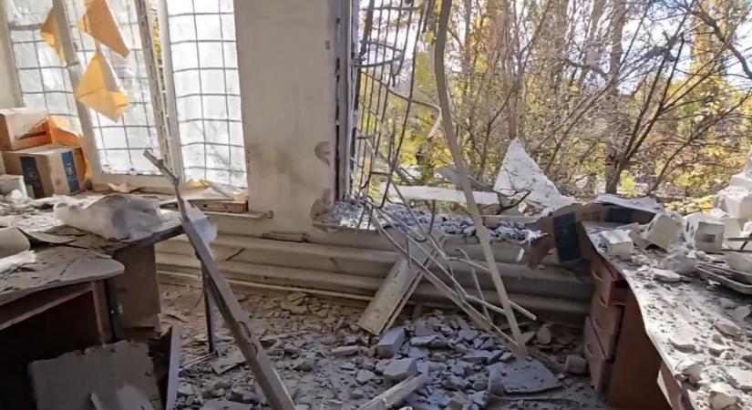 Gyerekkórházra mértek csapást az oroszok Ukrajnában, sok a sebesült