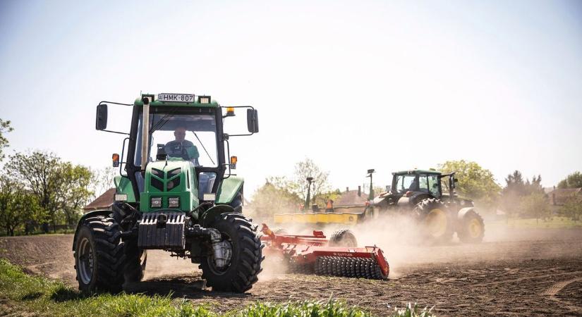 Eladó Heves több darabja, akár ár alatt is bezsákolhatsz a jó helyi termőföldből