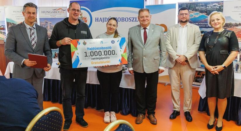 Ebben bizony verhetetlen Hajdúszoboszló! Már októberben megvan a rekordszám – fotókkal