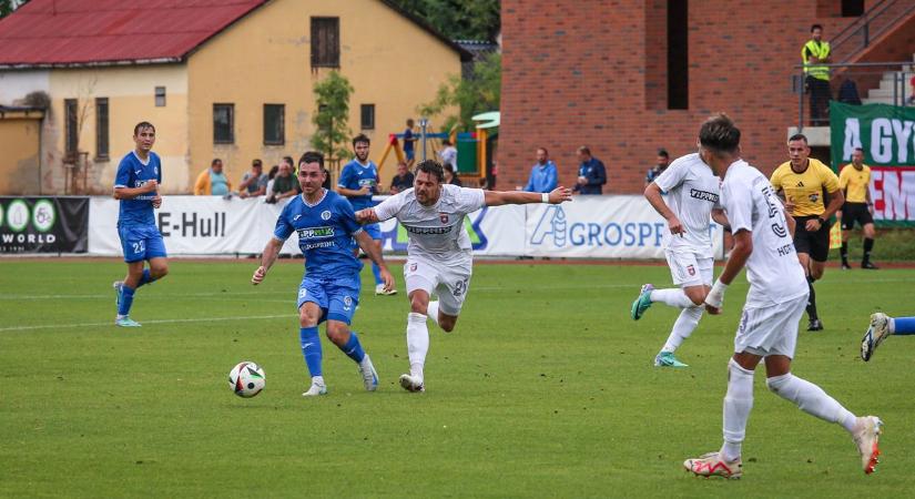 Fordulatos meccsen, a hosszabbításban maradt alul a Karcag a kupában