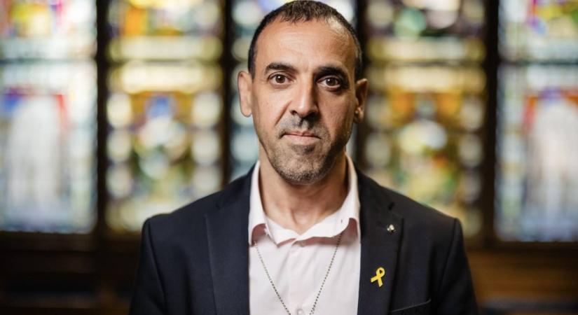 Magyarországra jön Eli Sharabi, aki 491 napot töltött a Hamász fogságában