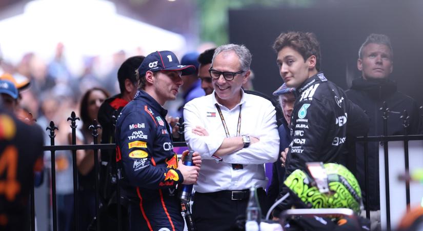 Russell: Verstappennek lenne rossz, ha csapattársak lennénk