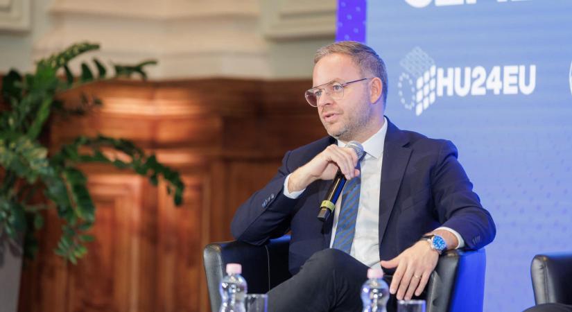 Orbán Balázs reagált a hamisított Magyar Péter-videó miatti feljelentésre