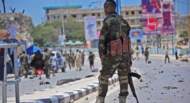 Iszlamista terrortámadás Szomáliában, legalább húszan meghaltak