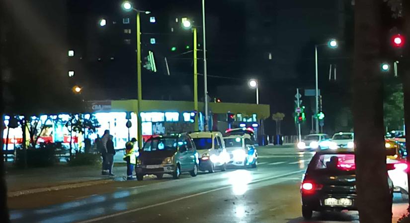 Autós és rolleres ütközött