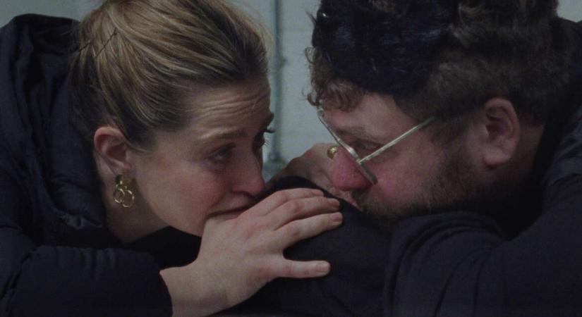 Maradhatunk-e „egy csapat” a párunkkal, ha szexuálisan máshol keressük a kiteljesedést?