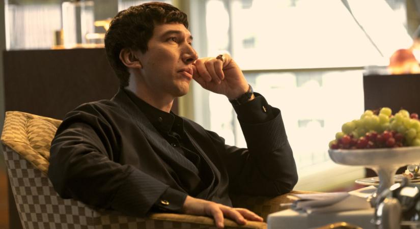 Adam Driver főszereplésével új Netflix-sorozat készül, ami egy bizarr túszdrámát fog elmesélni egy Emmy-díjas rendező tolmácsolásában