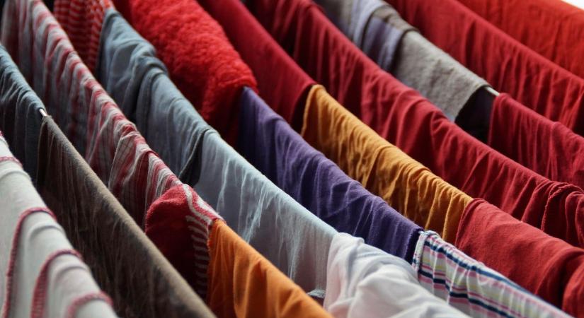 Ez az eszköz olcsóbb és praktikusabb, mint a szárítógép, mégis ugyanazt tudja