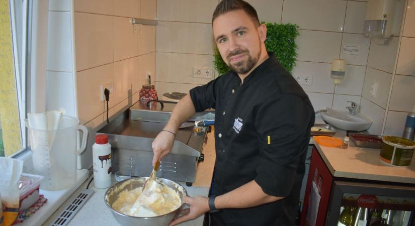 Új őrület terjed: Zalában is sütik már a világ legfinomabb palacsintáját (galéria, videó)