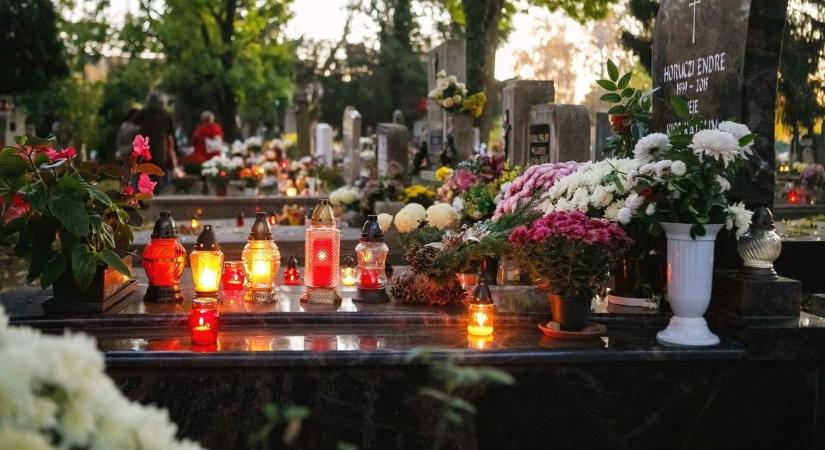 Egy mécses miatt lángolt majdnem az egri temető