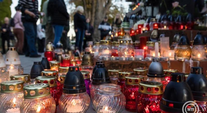 A rendőrség óvatosságra int a temetőkben az ünnepek alatt