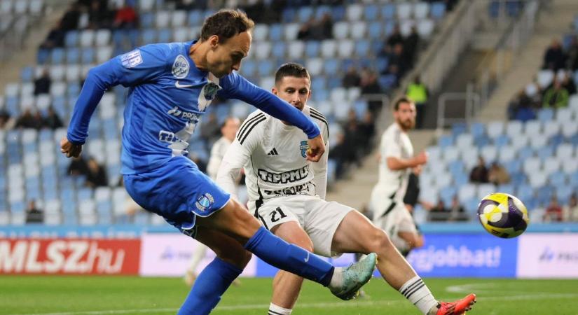 Mindössze pár percig vezettek, majd jött a baj