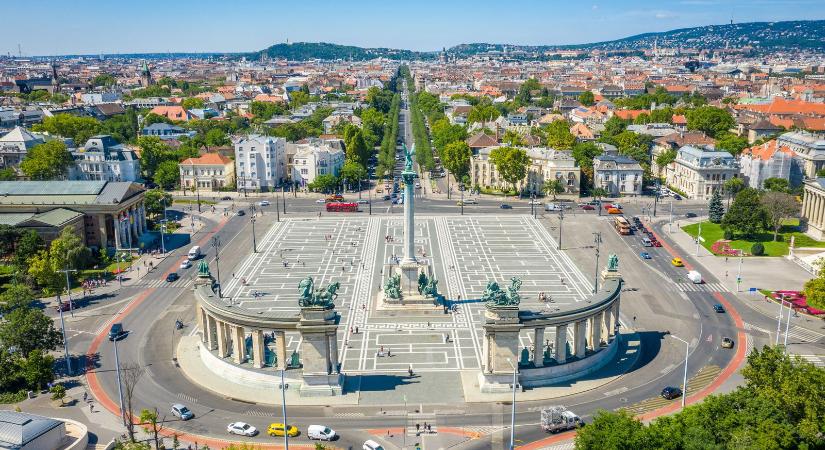 Külföldön felépítették a Hősök tere mását, kegyetlen a látvány