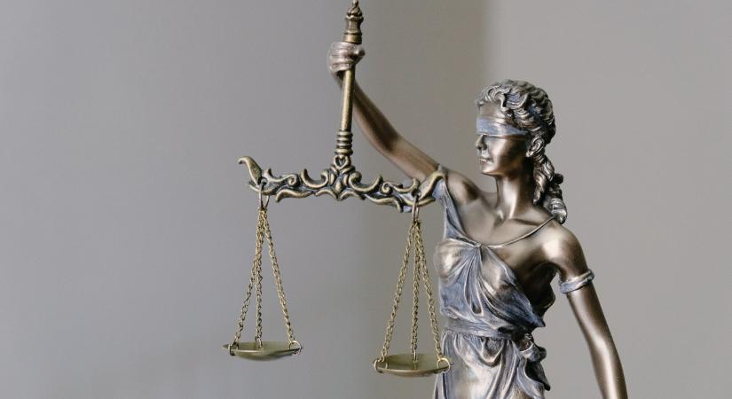 Liftben erőszakoskodott egy idős asszonnyal, most börtönbe mehet