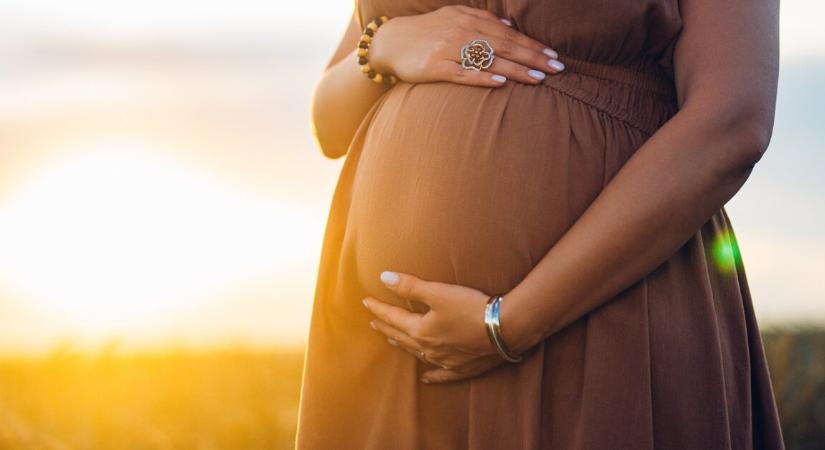 Egy újdonsült anya határozottan nemet mondott a családi látogatásokra