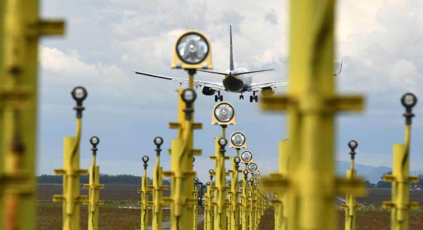 Egyre nagyobb a tülekedés Ferihegyen, kínaiak állnak sorba az áruforgalom lefölözéséért