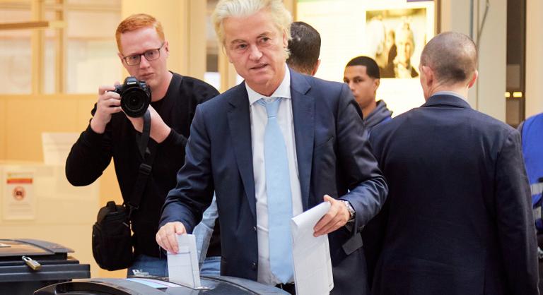 Nagyot bukott Orbán Viktor szövetségese, de az ellenfele még nagyobbat blamázott