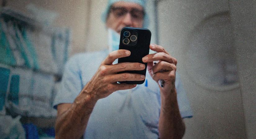 „Csinálunk egy szexfotót kegyedről” – Mi történik az orvosi fotókkal a műtétek előtt és után?