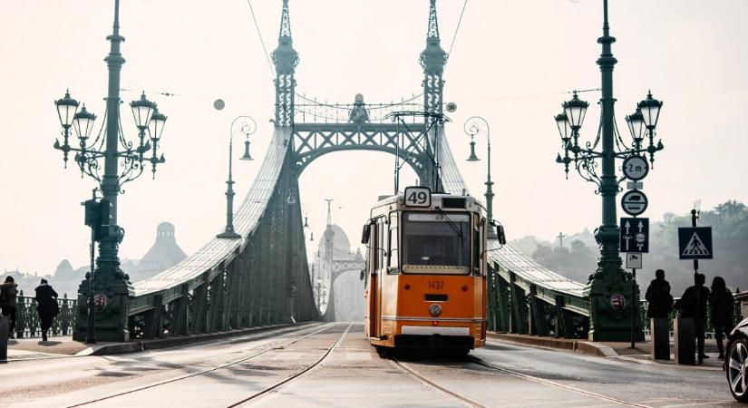 Hidegfront érkezik délután – erős szél, zápor és felhőátvonulás várható