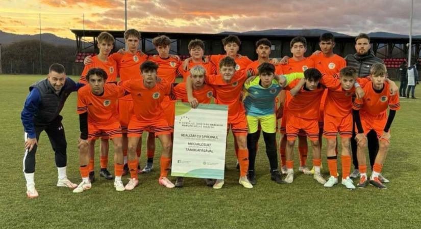 Hargita–Heves Sportbaráti Találkozó: az U16-os fiúknál lábteniszben jött a sikerélmény